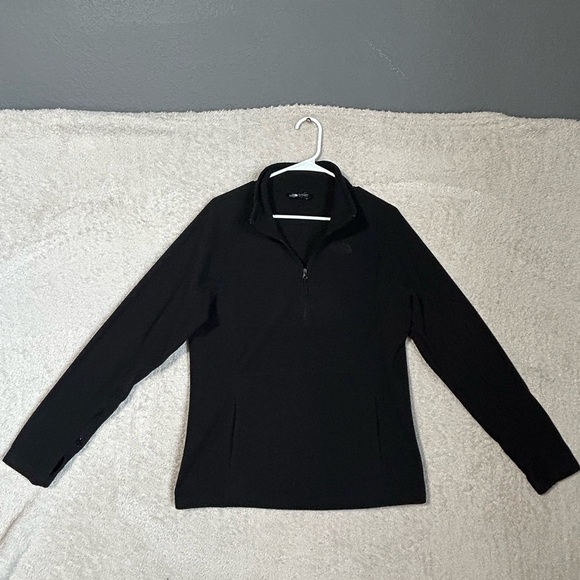 The North Face Tops - THE NORTH FACE WOMENS LARGE Black FLEECE 1/4 ZIP BASIC PULLOVER Outdoor